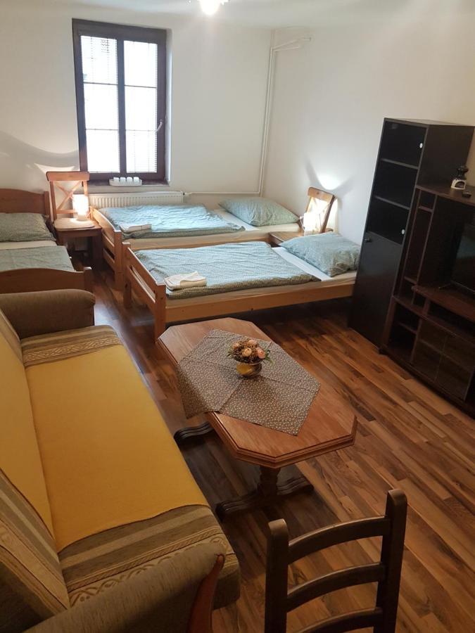 Апартаменты Turisticky Apartman ,Pro 3-4Os Френштат-под-Радгоштем Экстерьер фото